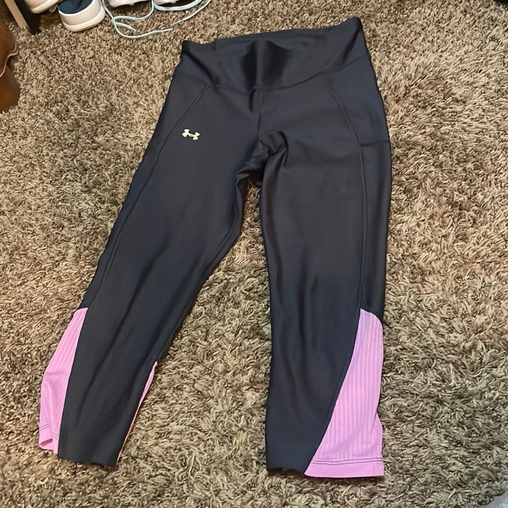 Under Armour Cropped Leggings